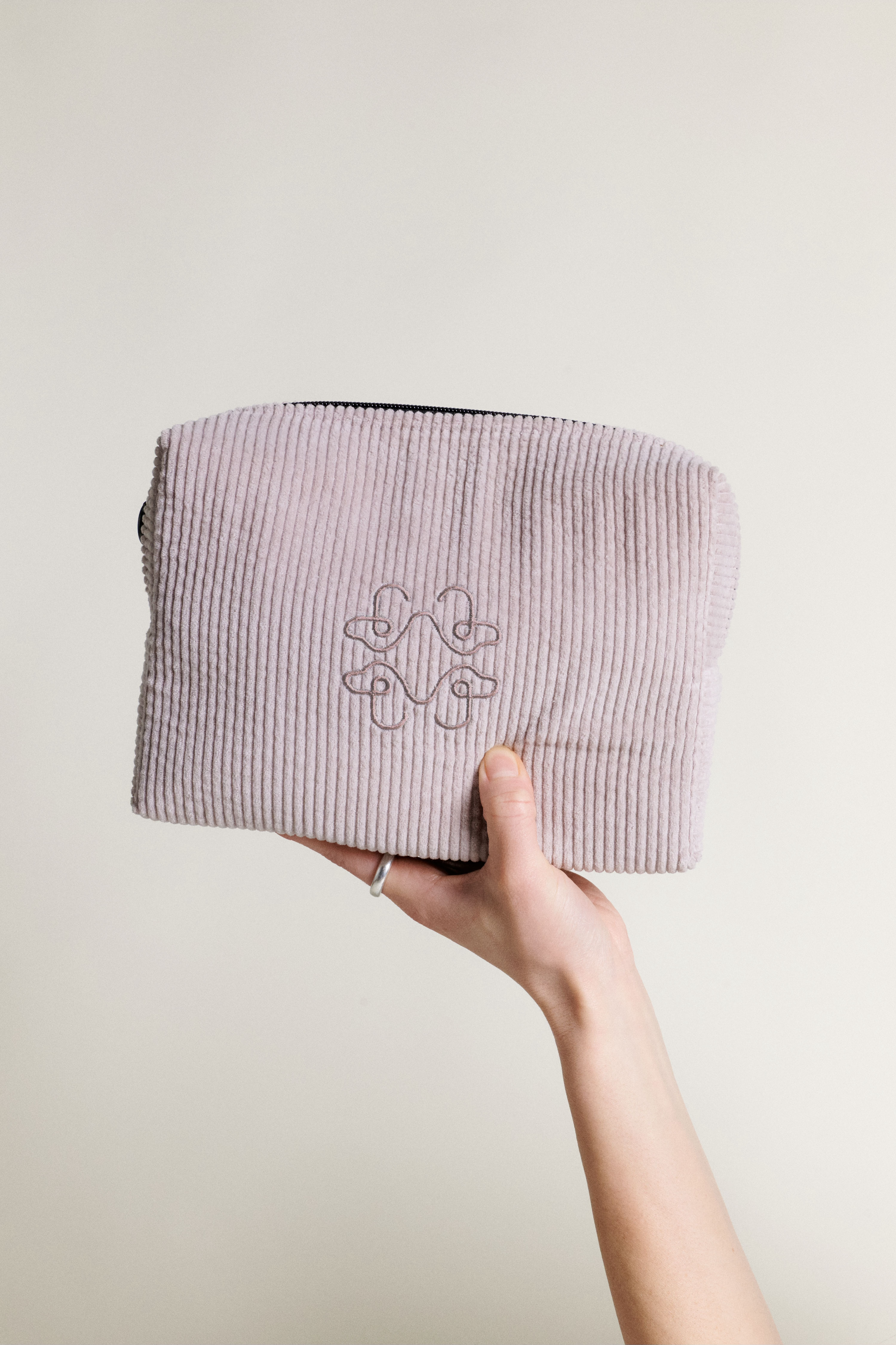 Paw Beauty Bag